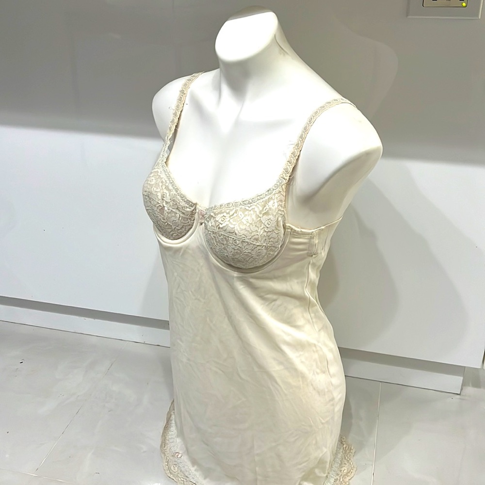 Wonder Bra Vintage Bra Slip